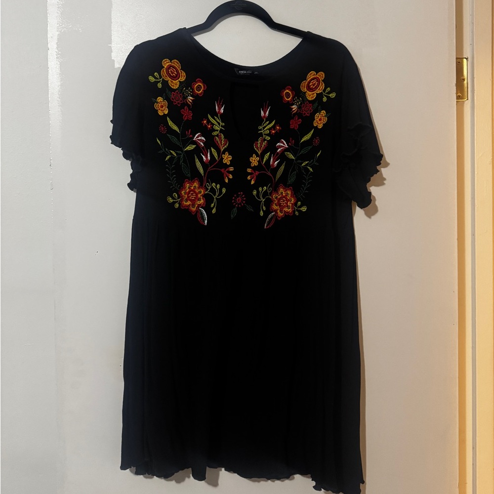 SHEIN Black Floral Embroidered Dress
